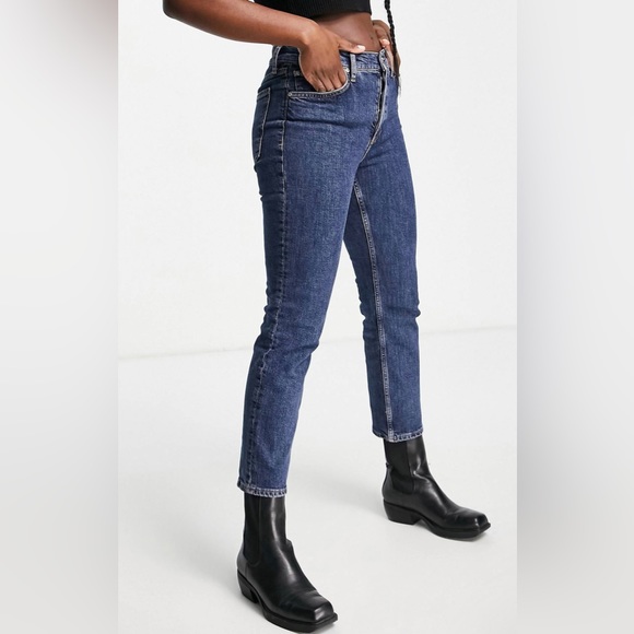 Mango brand, mom jeans, high rise - Picture 5 of 5